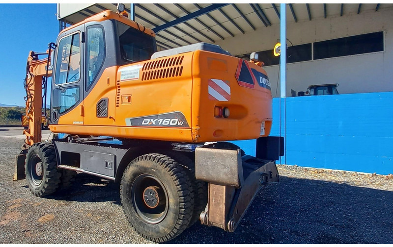 Doosan DX140W-3 - Escavadeira de rodas: foto 3 Doosan DX140W-3 - Escavadeira de rodas: foto 3