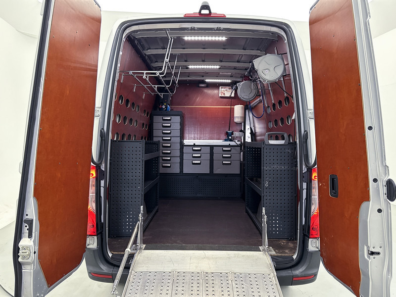 Mercedes-Benz Sprinter 315 1.9 CDI L2H2 9G automaat Inrichting 220v omvormer Geveerde stoel Navigatie Cruise control - Furgão compacto: foto 4 Mercedes-Benz Sprinter 315 1.9 CDI L2H2 9G automaat Inrichting 220v omvormer Geveerde stoel Navigatie Cruise control - Furgão compacto: foto 4