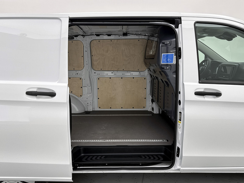 Furgão compacto Mercedes-Benz Vito 116 CDI L2 Pro Navigatie Parkeerpakket Stoelverwarming Achteruitrijcamera Betimmering Cruise Control: foto 20 Furgão compacto Mercedes-Benz Vito 116 CDI L2 Pro Navigatie Parkeerpakket Stoelverwarming Achteruitrijcamera Betimmering Cruise Control: foto 20