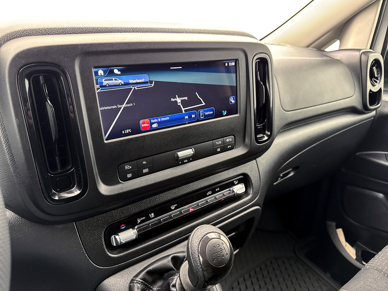 Mercedes-Benz Vito 116 CDI L2 Pro Navigatie Parkeerpakket Stoelverwarming Achteruitrijcamera Betimmering Cruise Control - Furgão compacto: foto 5 Mercedes-Benz Vito 116 CDI L2 Pro Navigatie Parkeerpakket Stoelverwarming Achteruitrijcamera Betimmering Cruise Control - Furgão compacto: foto 5