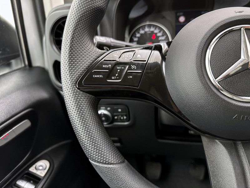 Furgão compacto Mercedes-Benz Vito 116 CDI L2 Pro Navigatie Parkeerpakket Stoelverwarming Achteruitrijcamera Betimmering Cruise Control: foto 12 Furgão compacto Mercedes-Benz Vito 116 CDI L2 Pro Navigatie Parkeerpakket Stoelverwarming Achteruitrijcamera Betimmering Cruise Control: foto 12