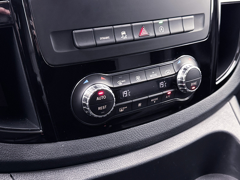 Furgão compacto, Carrinha cabine dupla Mercedes-Benz Vito 119 CDI Lang DC Distronic 19"inch lichtmetaal 2x schuifdeur Led Stoelverwarming Navigatie Dubbele cabine Automatische airco: foto 8