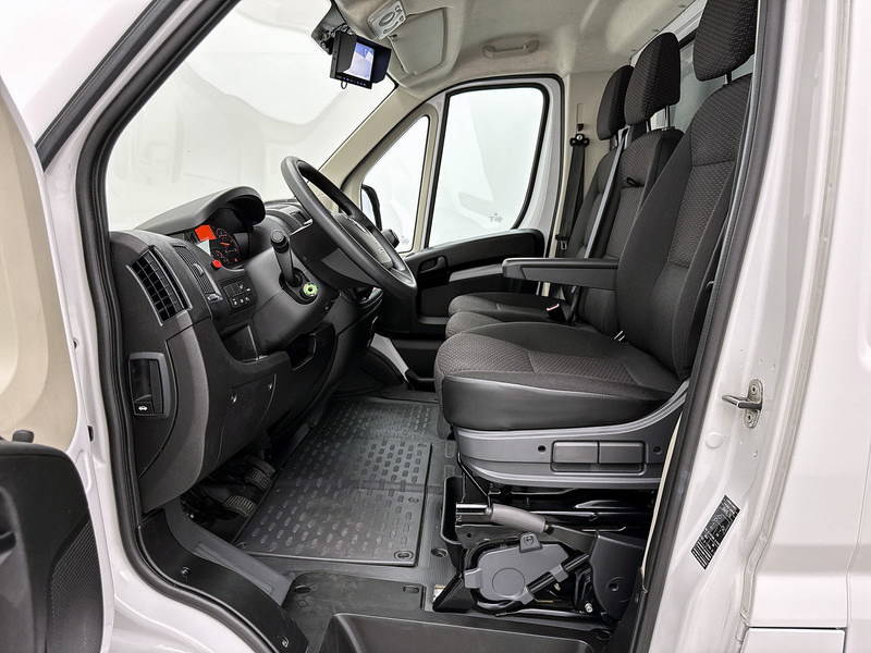 Carrinha de contentor Opel Movano 2.2D 140pk Bakwagen met Laadklep Achteruitrijcamera Cruise Control Meubelbak: foto 19