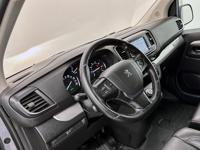 Peugeot Expert 2.0 BlueHDI 180 Standard Sport Treeplanken Xenon Achterspoiler Climate control Camera - Furgão compacto: foto 4 Peugeot Expert 2.0 BlueHDI 180 Standard Sport Treeplanken Xenon Achterspoiler Climate control Camera - Furgão compacto: foto 4