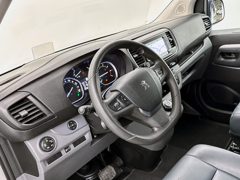 Peugeot Expert 231L 2.0 DC BlueHDI 180 Dubbele Cabine Headup display 2x schuifdeur Trekhaak Navigatie Achteruitrijcamera - Furgão compacto, Carrinha cabine dupla: foto 5 Peugeot Expert 231L 2.0 DC BlueHDI 180 Dubbele Cabine Headup display 2x schuifdeur Trekhaak Navigatie Achteruitrijcamera - Furgão compacto, Carrinha cabine dupla: foto 5