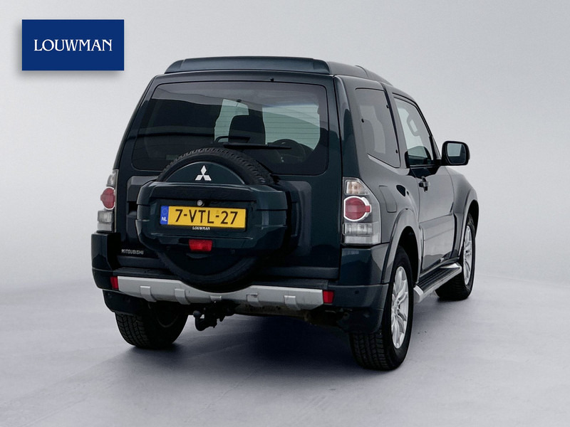 Mitsubishi Pajero 3.2 DI-D Instyle High Roof Van Grijs kenteken Automaat Climate control Trekhaak 3000KG - Veículo comercial: foto 2 Mitsubishi Pajero 3.2 DI-D Instyle High Roof Van Grijs kenteken Automaat Climate control Trekhaak 3000KG - Veículo comercial: foto 2