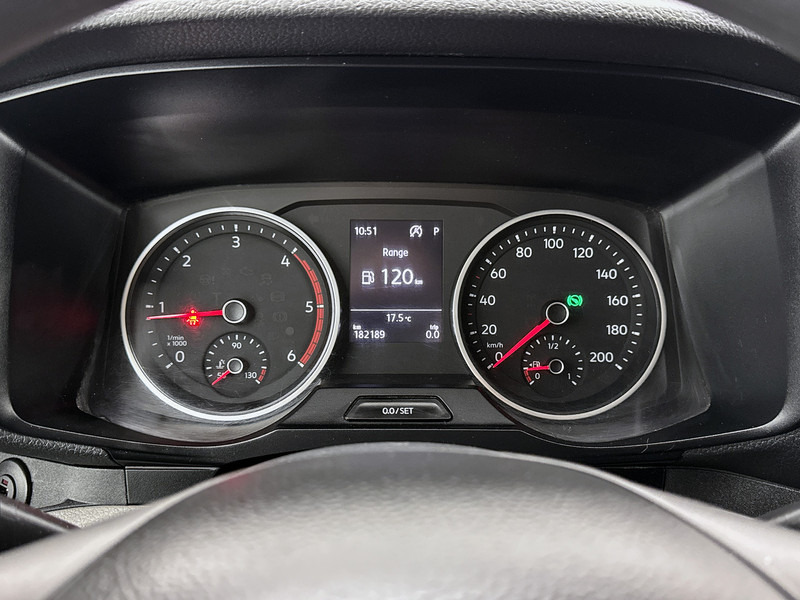 Volkswagen Crafter 35 2.0 TDI L3H3 177PK DSG Trekhaak Achteruitrijcamera Betimmering - Furgão: foto 5 Volkswagen Crafter 35 2.0 TDI L3H3 177PK DSG Trekhaak Achteruitrijcamera Betimmering - Furgão: foto 5