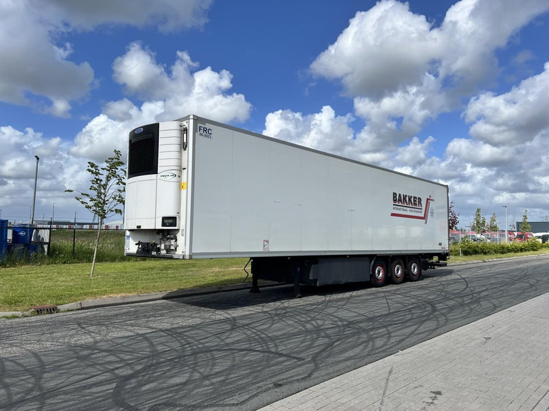 Kögel 3 - assige koeloplegger Carrier vector 1550 - Semi-reboque frigorífico: foto 1 Kögel 3 - assige koeloplegger Carrier vector 1550 - Semi-reboque frigorífico: foto 1