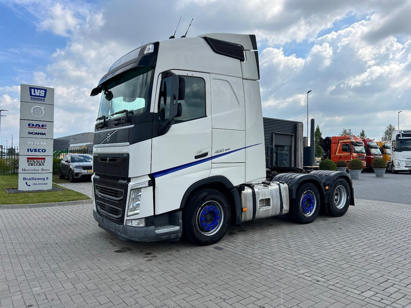 Volvo FH 460 6x2 vla trekker Chassis : LA / Pusher / lift - Tractor: foto 1 Volvo FH 460 6x2 vla trekker Chassis : LA / Pusher / lift - Tractor: foto 1