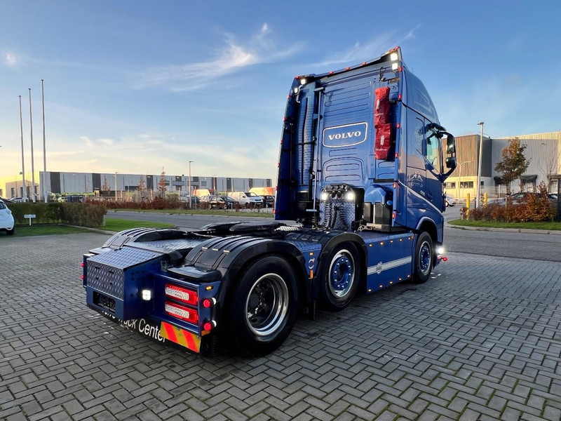 Volvo FH 500 6x2 vla trekker Globetrotter XL / Full Air / Stanclima / ADR EX/II, EX/III, AT, FL - Tractor: foto 5 Volvo FH 500 6x2 vla trekker Globetrotter XL / Full Air / Stanclima / ADR EX/II, EX/III, AT, FL - Tractor: foto 5