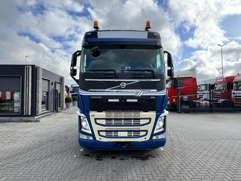 Volvo FH 500 6x2 vla trekker Pusher / lift / 693535Km - Tractor: foto 2 Volvo FH 500 6x2 vla trekker Pusher / lift / 693535Km - Tractor: foto 2