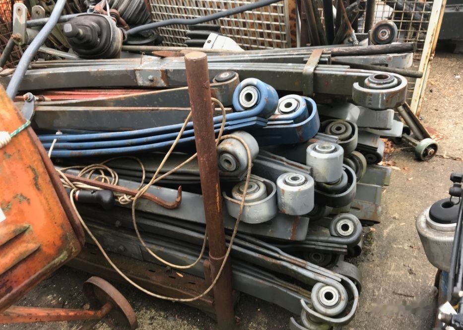 Arcuri camion / semiremorca din dezmembrari DAF - Suspensão de molas/ Suspensão de lâminas para Camião: foto 1 Arcuri camion / semiremorca din dezmembrari DAF - Suspensão de molas/ Suspensão de lâminas para Camião: foto 1