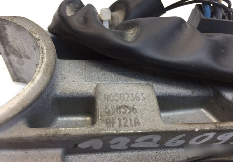 Butuc contact pentru autotractor (2005-2013) Renault Magnum Dxi - Sistema elétrico para Camião: foto 2 Butuc contact pentru autotractor (2005-2013) Renault Magnum Dxi - Sistema elétrico para Camião: foto 2