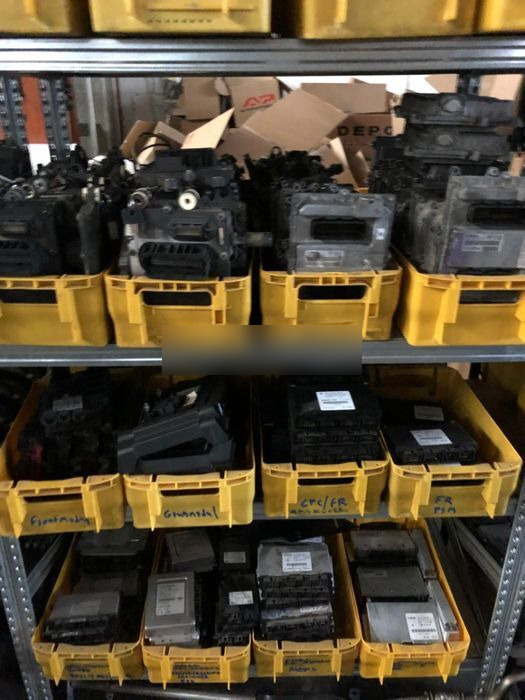 Calculator motor 20995620   Volvo FH12 truck - Centralina electrónica para Camião: foto 3 Calculator motor 20995620   Volvo FH12 truck - Centralina electrónica para Camião: foto 3