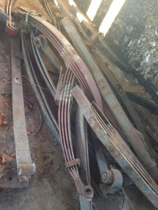 DAF Iveco, Man, Mercedes - Suspensão de molas/ Suspensão de lâminas para Camião: foto 2 DAF Iveco, Man, Mercedes - Suspensão de molas/ Suspensão de lâminas para Camião: foto 2