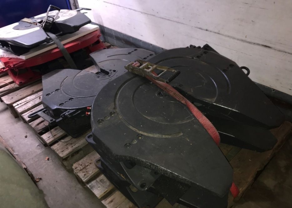 DAF XF truck - Quinta-roda para Camião: foto 3 DAF XF truck - Quinta-roda para Camião: foto 3