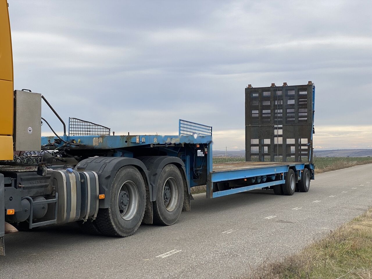 Goldhofer GOLDHOFFER STZ - L2 - 23/80 Trailer Agabaritic 2 VIRATOARE : 2 S - Semi-reboque baixa: foto 4 Goldhofer GOLDHOFFER STZ - L2 - 23/80 Trailer Agabaritic 2 VIRATOARE : 2 S - Semi-reboque baixa: foto 4