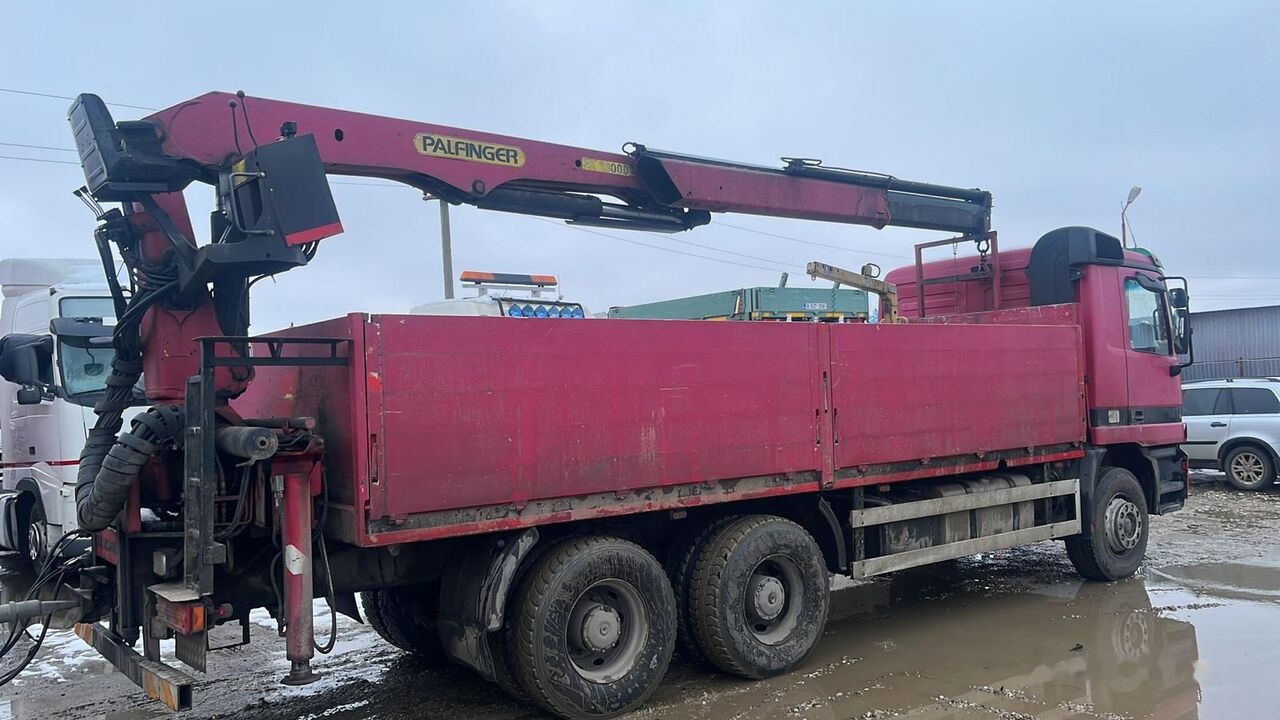 Mercedes-Benz Actros MP1 - Camião de caixa aberta/ Plataforma, Camião grua: foto 4 Mercedes-Benz Actros MP1 - Camião de caixa aberta/ Plataforma, Camião grua: foto 4