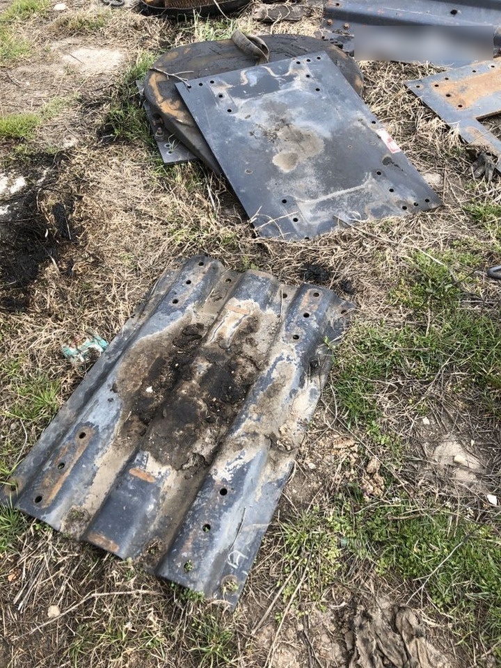 Placa inaltatoare cupla camion Volvo Scania Renault Man Daf truck - Quinta-roda para Camião: foto 5 Placa inaltatoare cupla camion Volvo Scania Renault Man Daf truck - Quinta-roda para Camião: foto 5