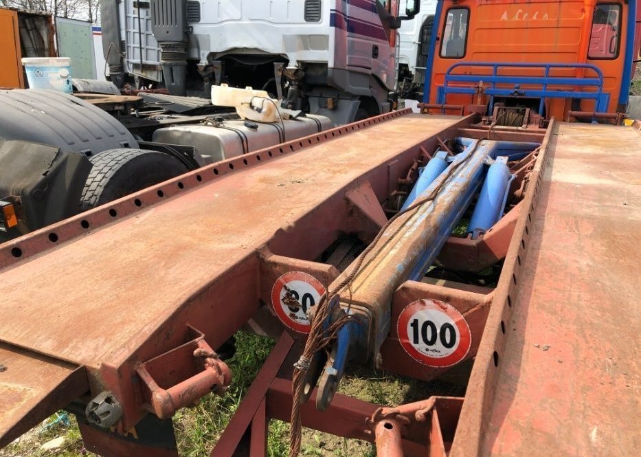 Caminhão reboque Platforma transport masini cu troliu , rampe extensibile carlig: foto 7