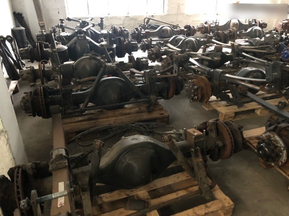 SAF Kögel schmitz bpw krone ror schwarzm - Eixo e peças para Reboque: foto 4 SAF Kögel schmitz bpw krone ror schwarzm - Eixo e peças para Reboque: foto 4