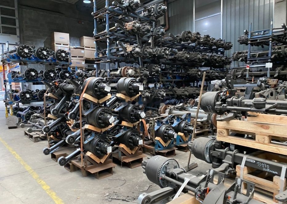 SAF SMB, BPW, ROR Schmitz Cargobull Schwarzmüller - Eixo e peças para Reboque: foto 4 SAF SMB, BPW, ROR Schmitz Cargobull Schwarzmüller - Eixo e peças para Reboque: foto 4