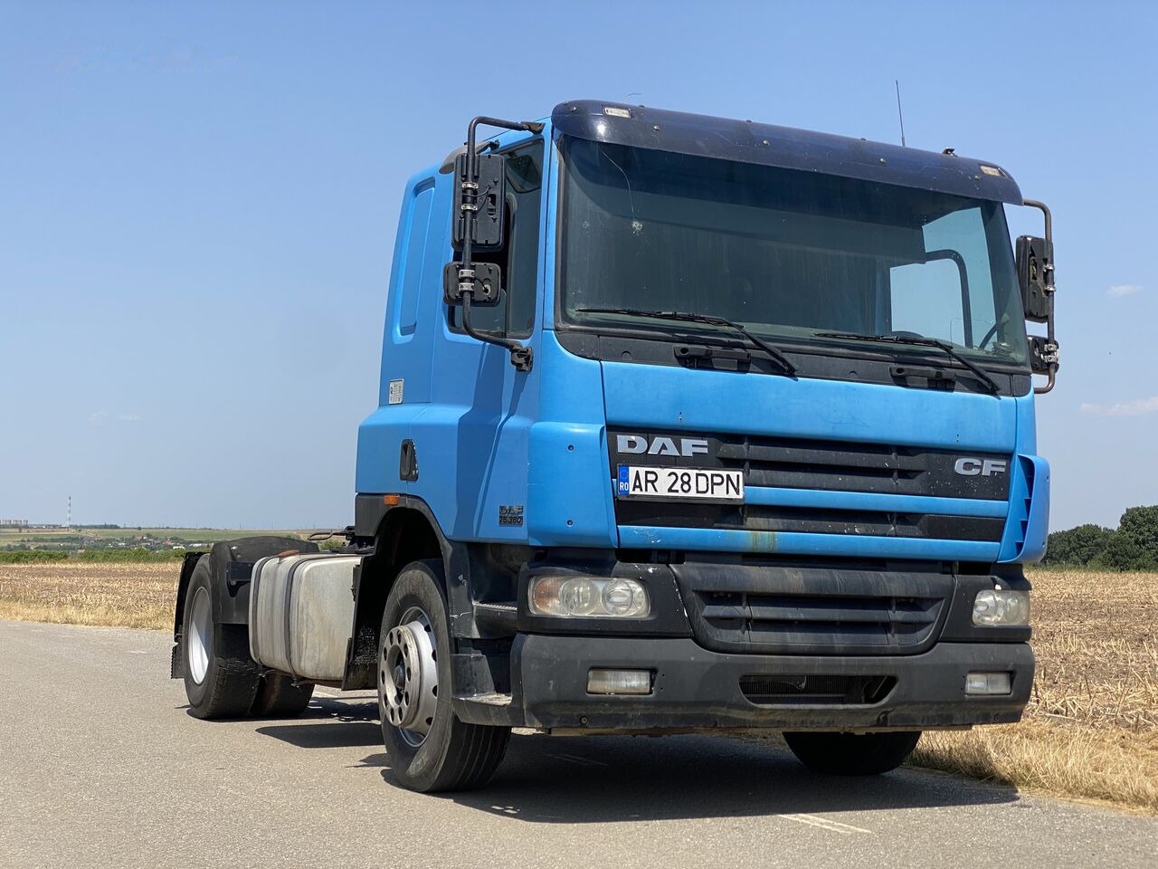 DAF CF 75 360 XF : EURO 3 RETARDER : 2001 : EXPORT Possible : Small - Tractor: foto 1 DAF CF 75 360 XF : EURO 3 RETARDER : 2001 : EXPORT Possible : Small - Tractor: foto 1