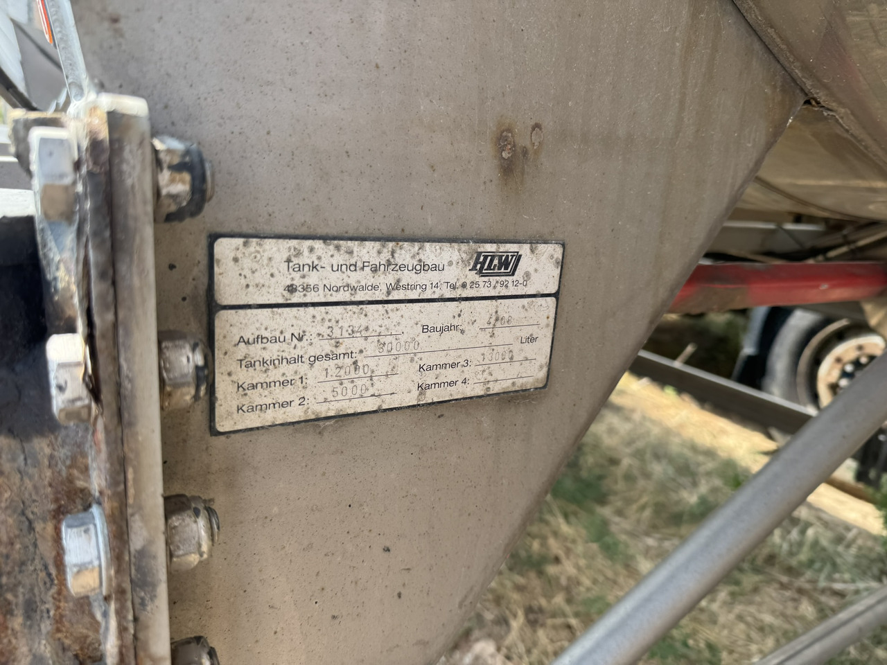 Transport lichide ALIMENTARE HLW STA 36 INOX ALIMENTAR AZOR AGRICULTURA - Semi-reboque cisterna: foto 2 Transport lichide ALIMENTARE HLW STA 36 INOX ALIMENTAR AZOR AGRICULTURA - Semi-reboque cisterna: foto 2