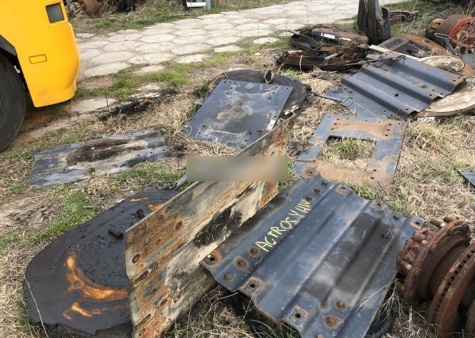 Volvo Scania Renault Man Daf truck - Quinta-roda para Camião: foto 2 Volvo Scania Renault Man Daf truck - Quinta-roda para Camião: foto 2