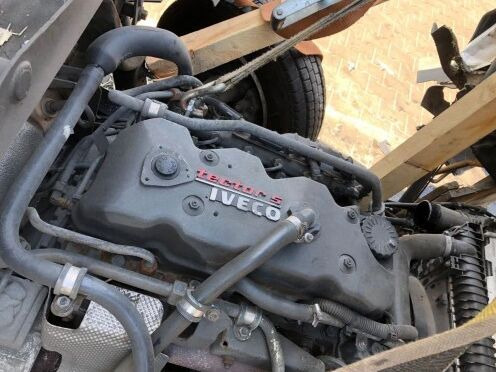 IVECO F4AFE411 IVECO EUROCARGO F4AFE411 truck - Motor para Camião: foto 5 IVECO F4AFE411 IVECO EUROCARGO F4AFE411 truck - Motor para Camião: foto 5