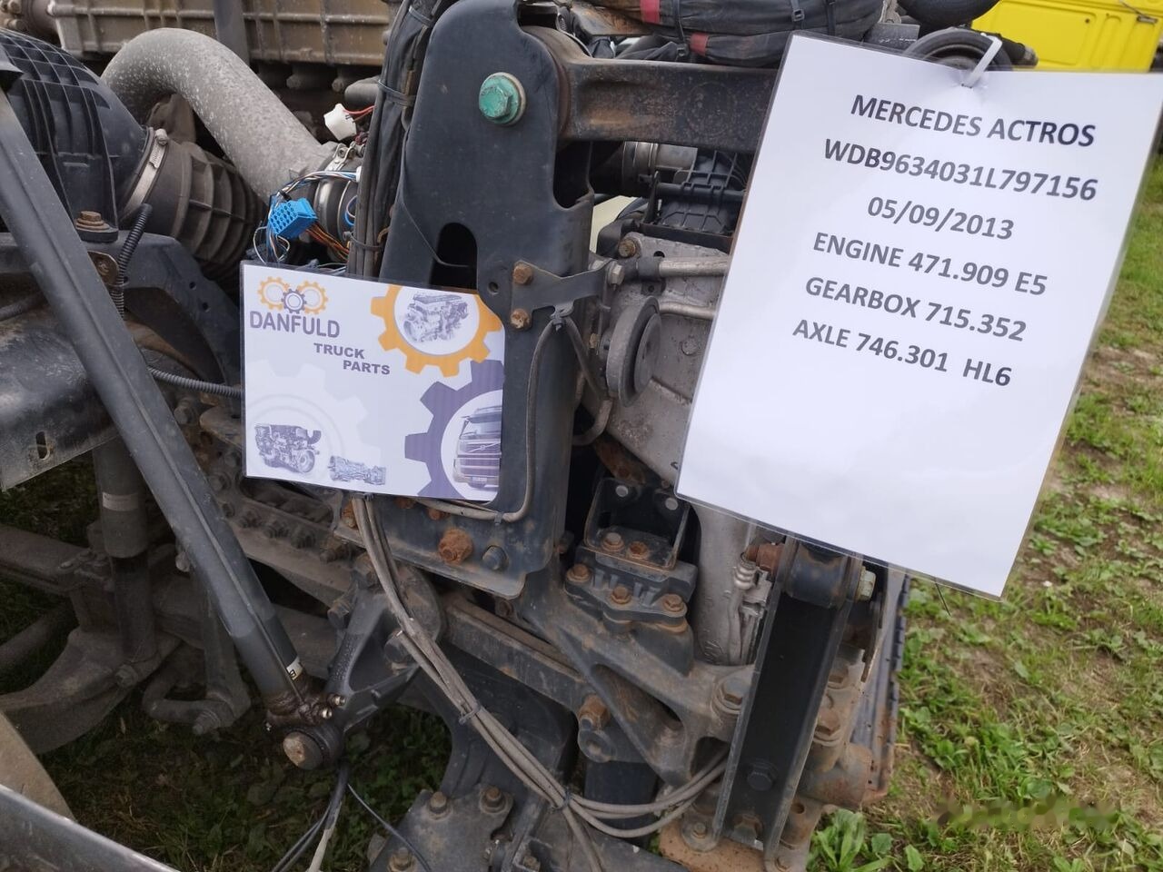 Mercedes-Benz Actros OM471   Mercedes-Benz Actros truck - Estrutura/ Châssis para Camião: foto 1 Mercedes-Benz Actros OM471   Mercedes-Benz Actros truck - Estrutura/ Châssis para Camião: foto 1