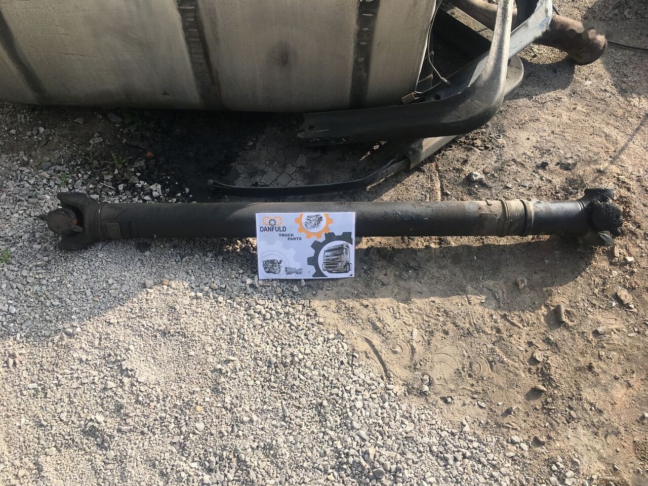 Scania 114L truck - Veio de transmissão para Camião: foto 1 Scania 114L truck - Veio de transmissão para Camião: foto 1