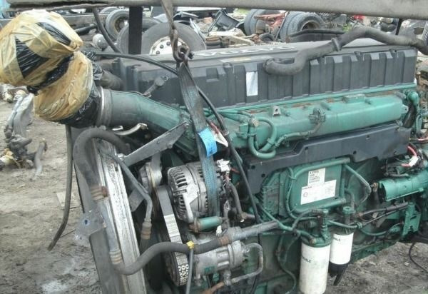 Volvo D12D 420 Volvo FH 12 - Motor para Camião: foto 1 Volvo D12D 420 Volvo FH 12 - Motor para Camião: foto 1
