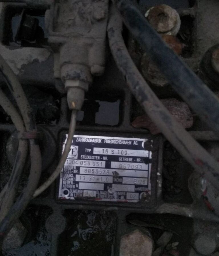 ZF 16S109 Renault - Caixa de velocidade para Camião: foto 4 ZF 16S109 Renault - Caixa de velocidade para Camião: foto 4