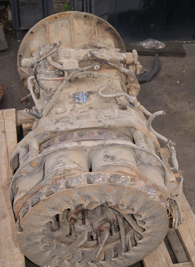 ZF 8S180 Neoplan - Caixa de velocidade para Ônibus: foto 2 ZF 8S180 Neoplan - Caixa de velocidade para Ônibus: foto 2