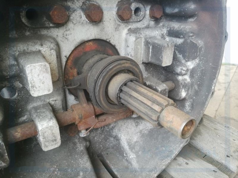 ZF S6-90 - Caixa de velocidade para Ônibus: foto 3 ZF S6-90 - Caixa de velocidade para Ônibus: foto 3