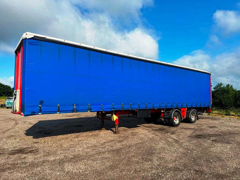 DANSON City Trailer Gardin with lift - Semi-reboque transporte de veículos: foto 5 DANSON City Trailer Gardin with lift - Semi-reboque transporte de veículos: foto 5