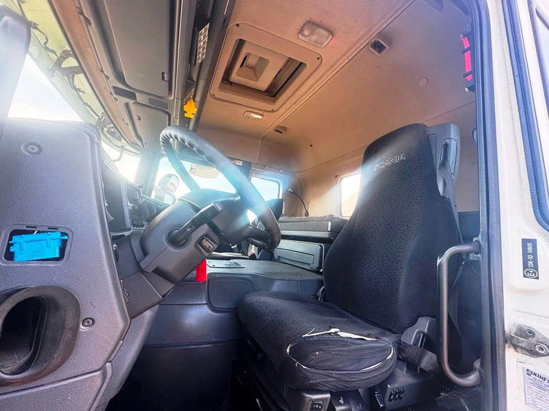 Camião cisterna Scania P380 P380 8x2*6 .ADR/FL . 24200 L Tank - Air / Air suspension.: foto 16