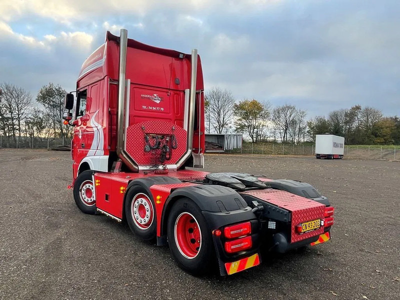 DAF XF 530 Twensteer Special interior. Full Air suspension Hydr. system - Tractor: foto 5 DAF XF 530 Twensteer Special interior. Full Air suspension Hydr. system - Tractor: foto 5