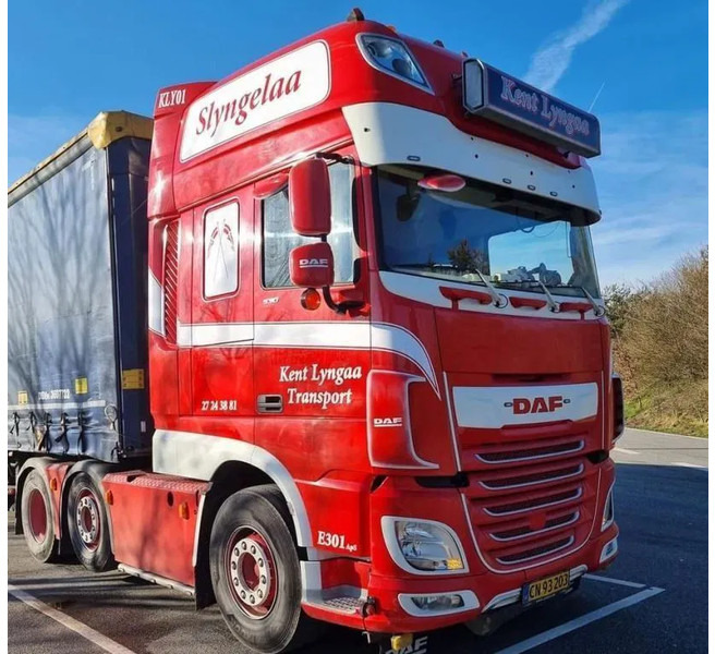 DAF XF 530 Twensteer Special interior. Full Air suspension Hydr. system - Tractor: foto 3 DAF XF 530 Twensteer Special interior. Full Air suspension Hydr. system - Tractor: foto 3