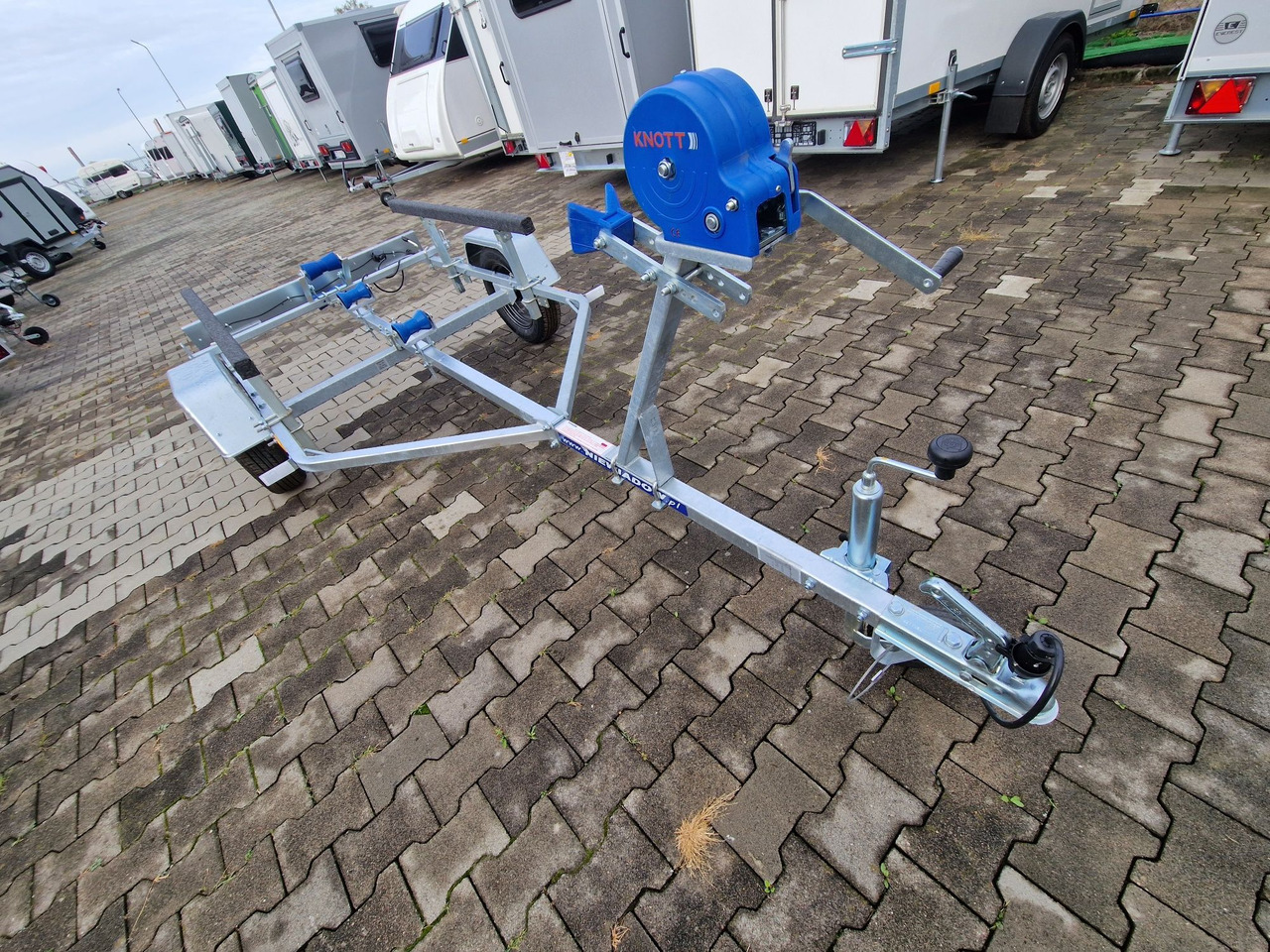 Nowa Przyczepa Podłodziowa ponton łódź 350 - 550cm Niewiadów P400 P415 - Reboque transporte de veículos: foto 5 Nowa Przyczepa Podłodziowa ponton łódź 350 - 550cm Niewiadów P400 P415 - Reboque transporte de veículos: foto 5