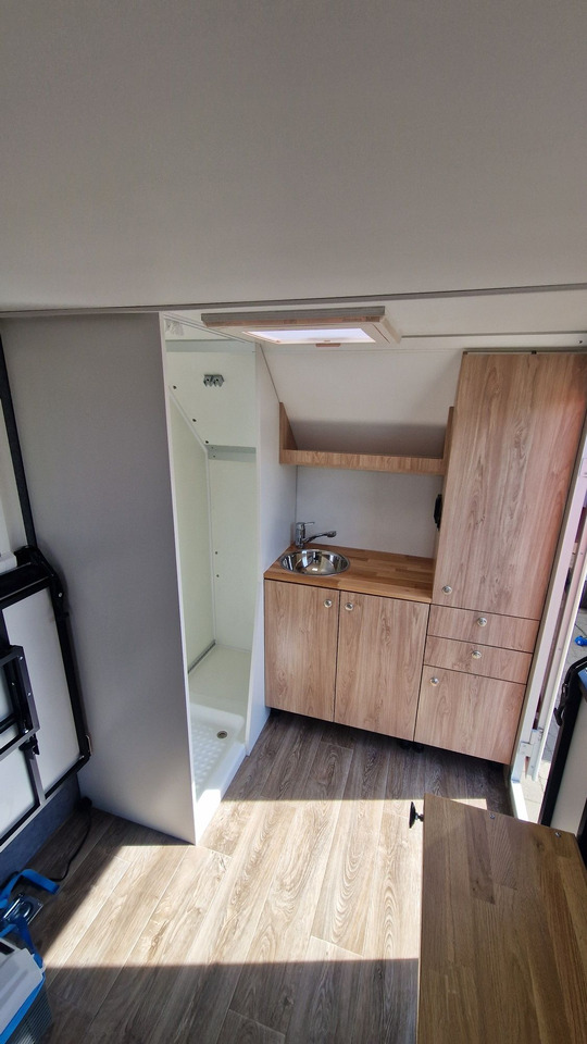 Przyczepa Ciężarowo Turystyczna Towarowa i Kempingowa Minicamp XXL 360 - Caravana: foto 5 Przyczepa Ciężarowo Turystyczna Towarowa i Kempingowa Minicamp XXL 360 - Caravana: foto 5