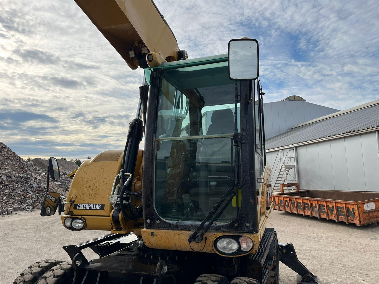 Escavadeira de rodas Caterpillar M318D: foto 10
