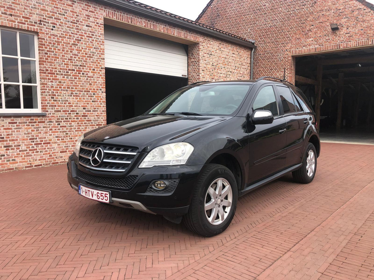 Mercedes ML 350 CDI - Automóvel: foto 1 Mercedes ML 350 CDI - Automóvel: foto 1