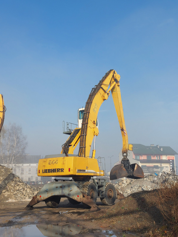 LIEBHERR A944BHD - Manipulador de material: foto 3 LIEBHERR A944BHD - Manipulador de material: foto 3