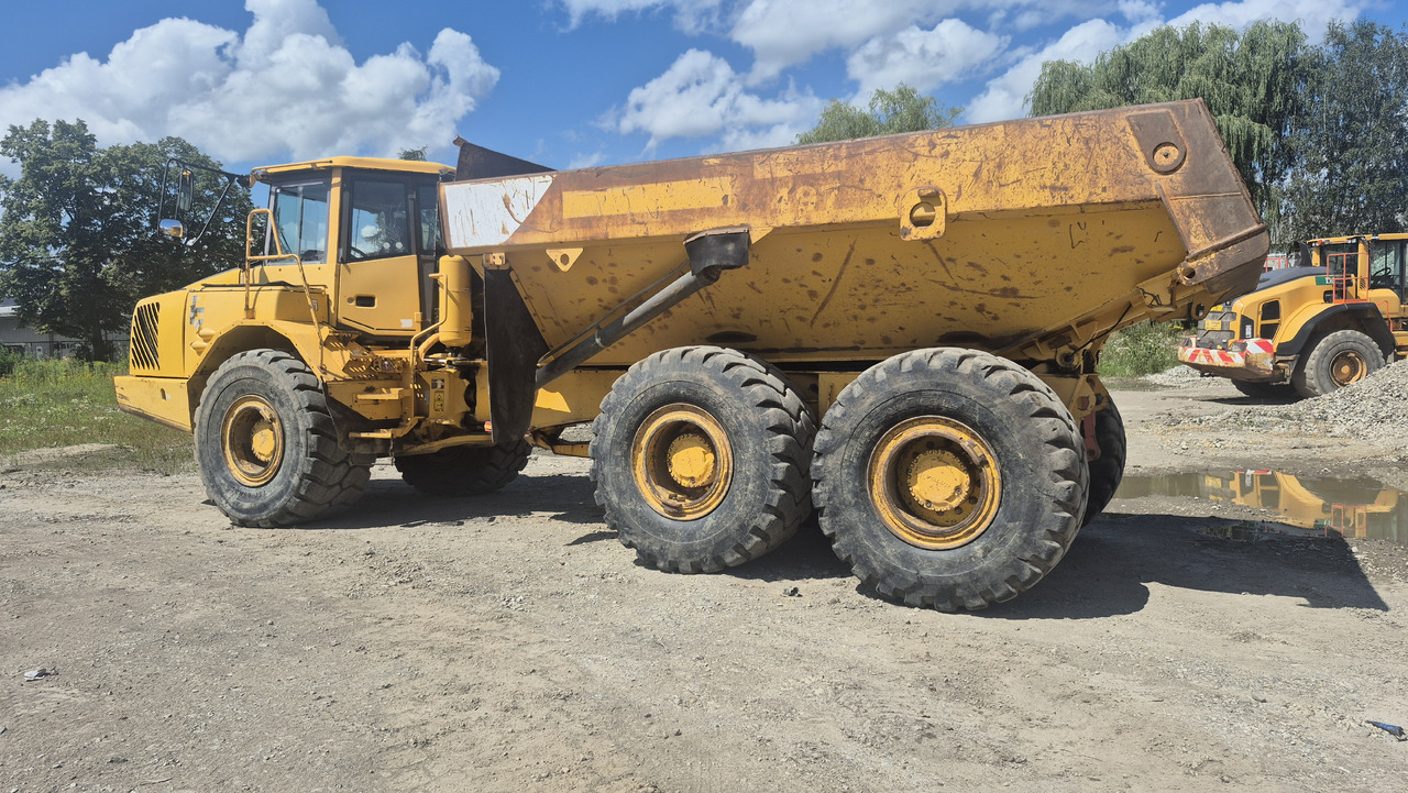VOLVO A30D - Caminhão articulado: foto 3 VOLVO A30D - Caminhão articulado: foto 3