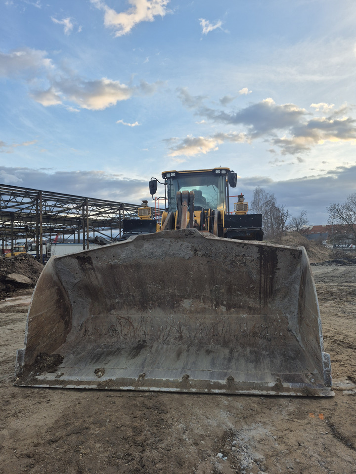 VOLVO L180H - Pá carregadora de rodas: foto 4 VOLVO L180H - Pá carregadora de rodas: foto 4