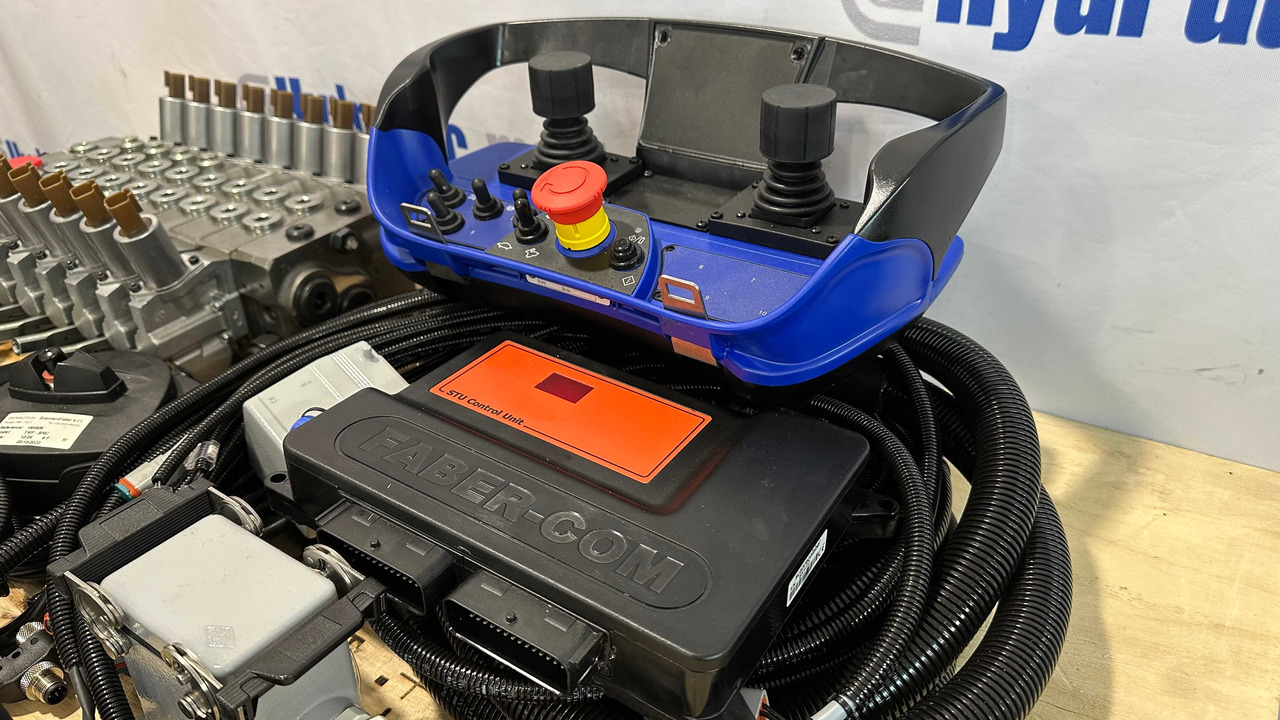 Set Scanreco RC400 with Walvoil DPX100 Fassi, Effer, Atlas, Manitou - Reboque florestal: foto 3 Set Scanreco RC400 with Walvoil DPX100 Fassi, Effer, Atlas, Manitou - Reboque florestal: foto 3