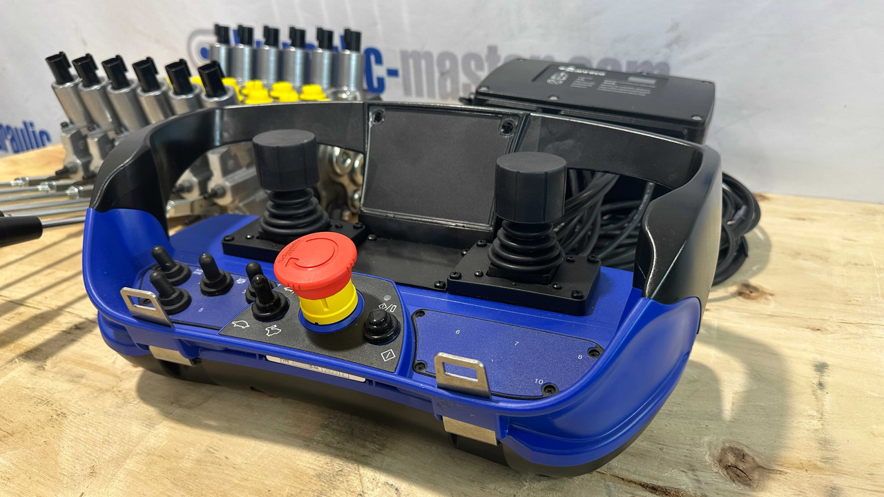 Locação financeira de Set Scanreco RC400 with Walvoil DPX100 Komatsu Forest, Ponsse, Fassi, Palfinger Set Scanreco RC400 with Walvoil DPX100 Komatsu Forest, Ponsse, Fassi, Palfinger: foto 6 Locação financeira de Set Scanreco RC400 with Walvoil DPX100 Komatsu Forest, Ponsse, Fassi, Palfinger Set Scanreco RC400 with Walvoil DPX100 Komatsu Forest, Ponsse, Fassi, Palfinger: foto 6