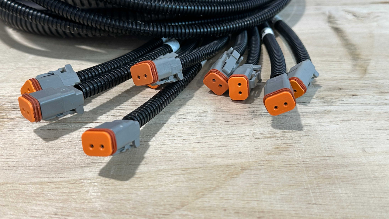 Set Scanreco RC400 with Walvoil DPX100 Liebherr, PM Group, Effer, Hiab - Reboque florestal: foto 4 Set Scanreco RC400 with Walvoil DPX100 Liebherr, PM Group, Effer, Hiab - Reboque florestal: foto 4